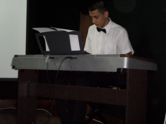 Keyboard player